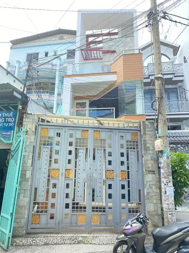 Cho thuê nhà nguyên căn HXT Khuông Việt phường Phú Trung, Tân Phú